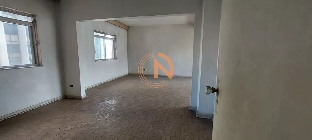 Apartamento à venda com 3 quartos, 200m² - Foto 16