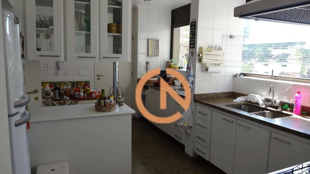 Apartamento, 3 quartos, 225 m² - Foto 5