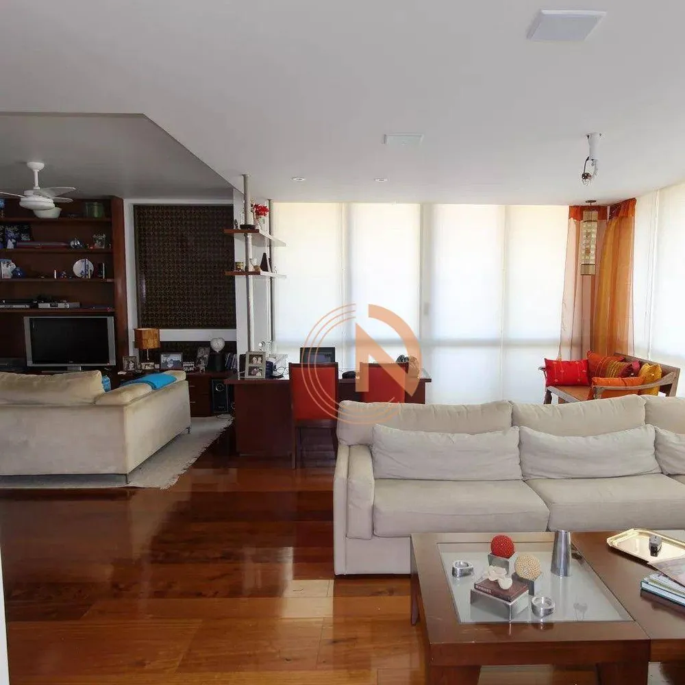 Apartamento, 3 quartos, 225 m² - Foto 3