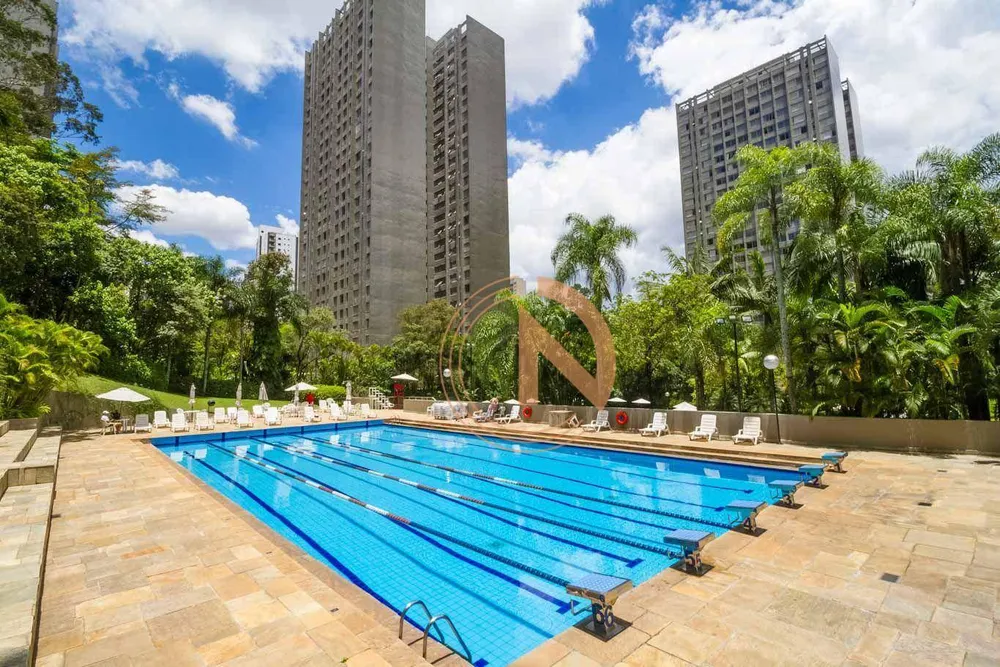 Apartamento, 3 quartos, 140 m² - Foto 1