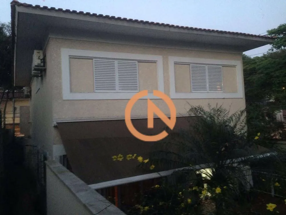 Sobrado, 4 quartos, 210 m² - Foto 2