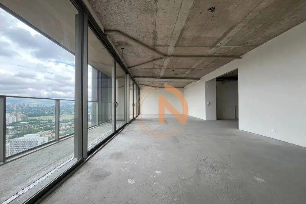 Apartamento, 3 quartos, 232 m² - Foto 1