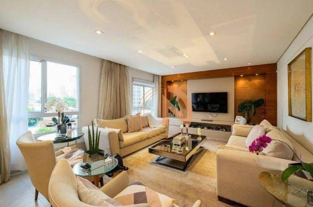 Apartamento, 3 quartos, 210 m² - Foto 1