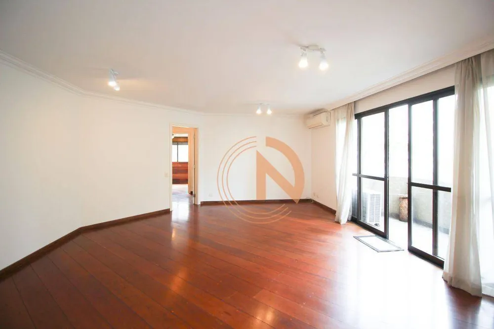 Apartamento, 3 quartos, 134 m² - Foto 4