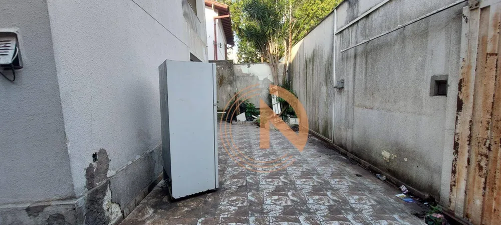 Casa, 3 quartos, 240 m² - Foto 1