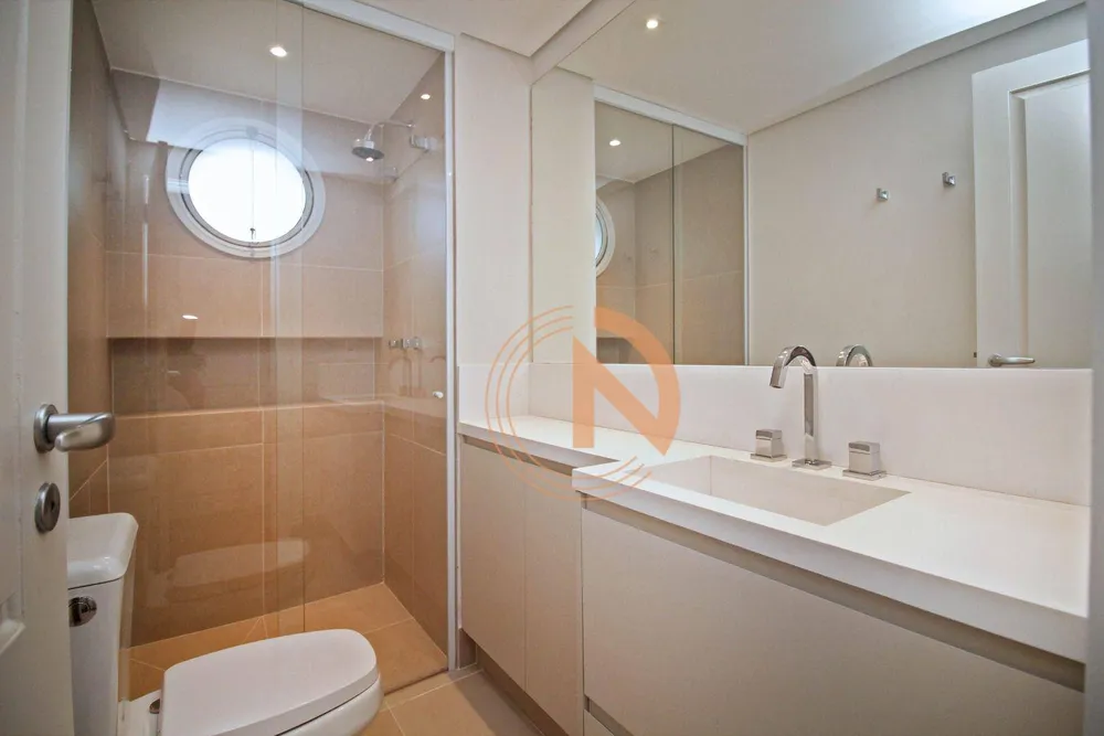 Apartamento, 3 quartos, 230 m² - Foto 1