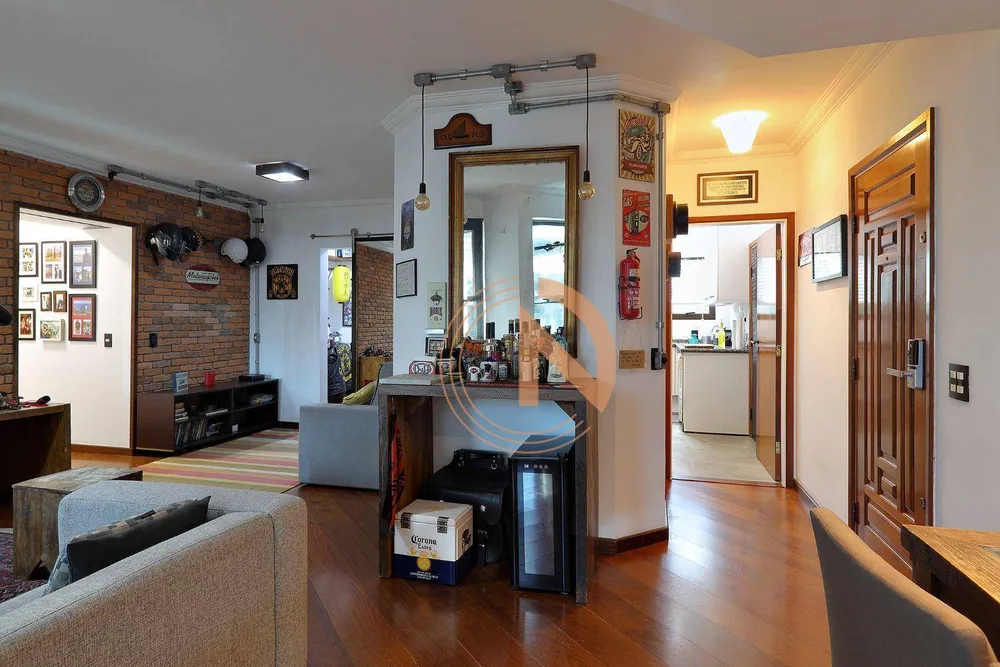 Apartamento, 3 quartos, 140 m² - Foto 1