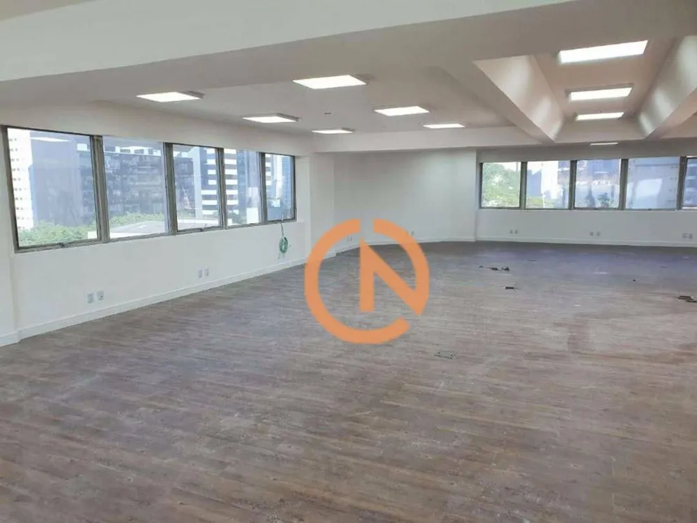 Sala-Conjunto, 204 m² - Foto 1