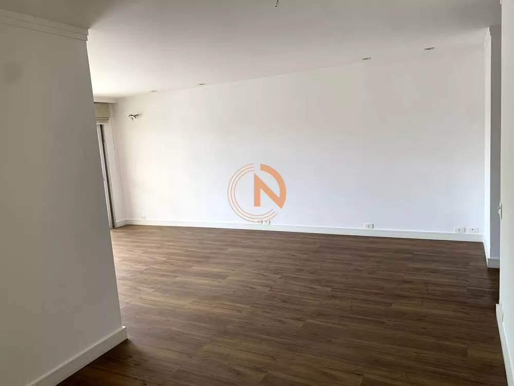 Apartamento à venda com 4 quartos, 150m² - Foto 2