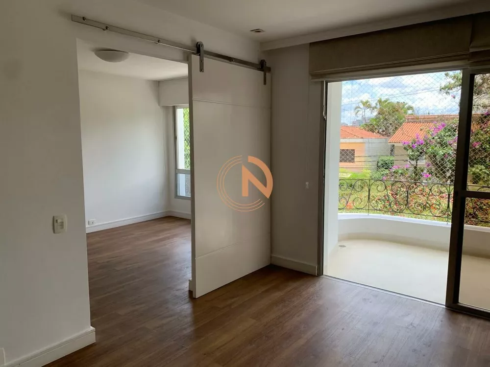 Apartamento à venda com 4 quartos, 150m² - Foto 1