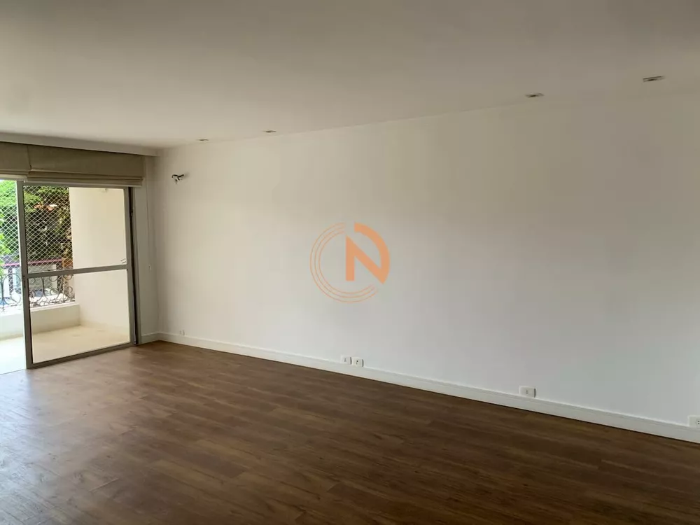 Apartamento à venda com 4 quartos, 150m² - Foto 4