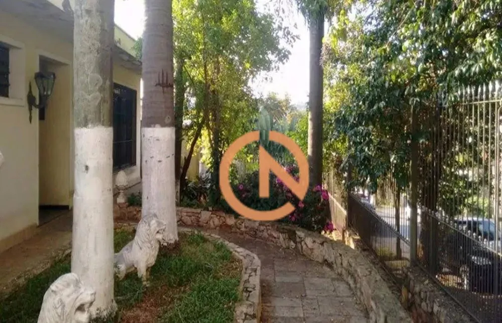 Casa, 3 quartos, 200 m² - Foto 1