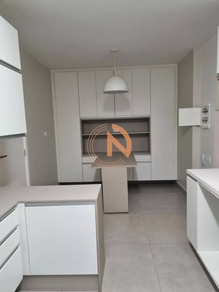 Apartamento à venda com 3 quartos, 167m² - Foto 9