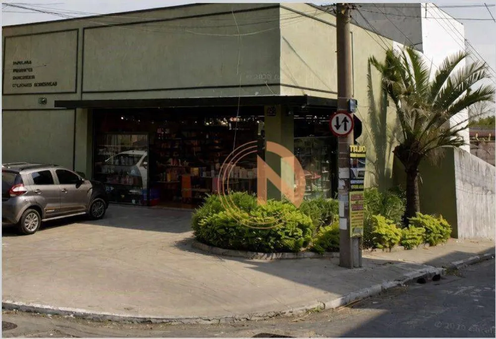Loja-Salão, 596 m² - Foto 1