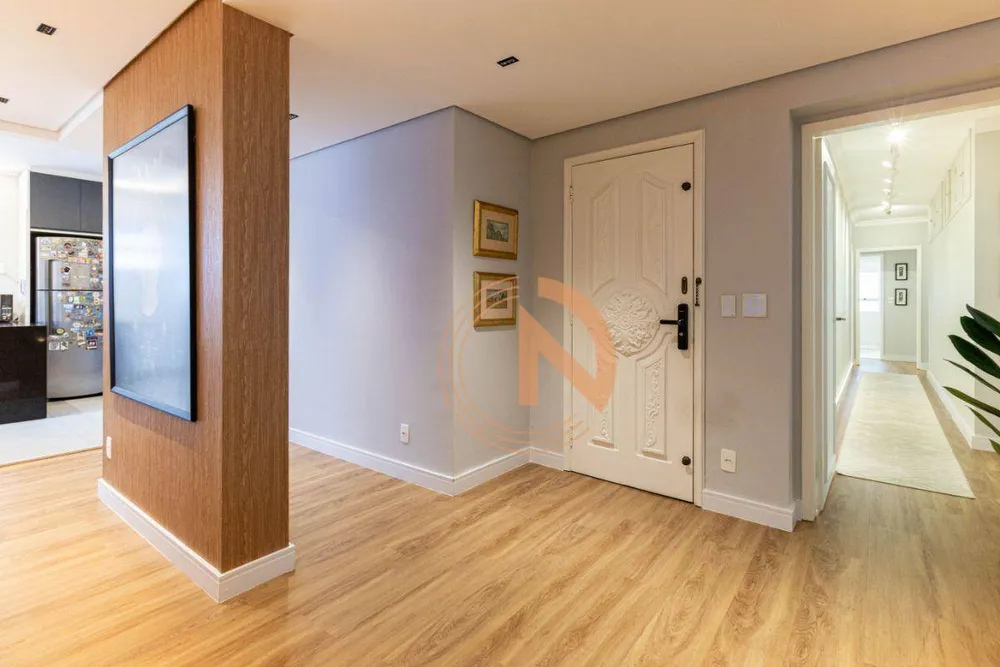 Apartamento, 4 quartos, 197 m² - Foto 2