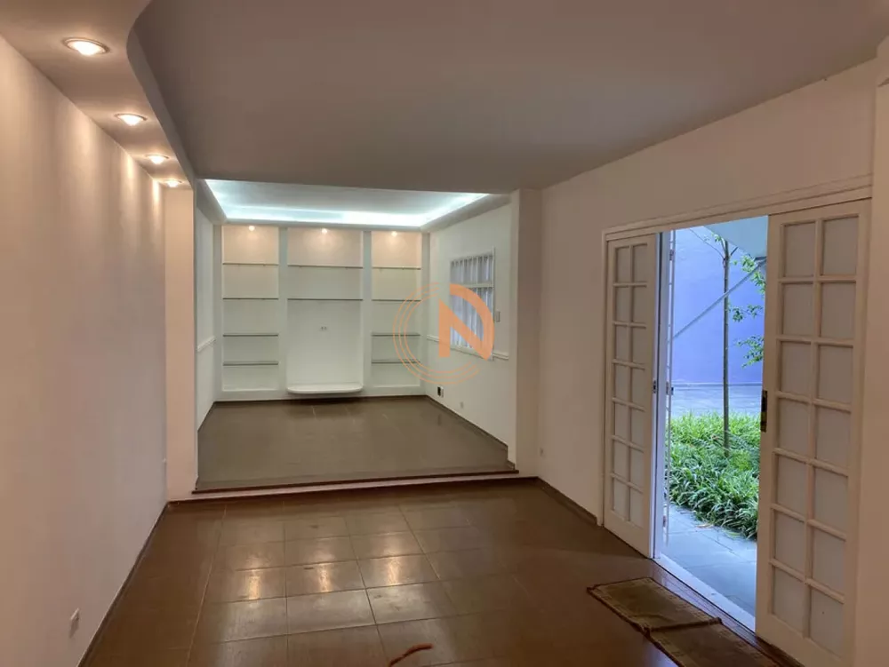 Casa à venda com 3 quartos, 166m² - Foto 2