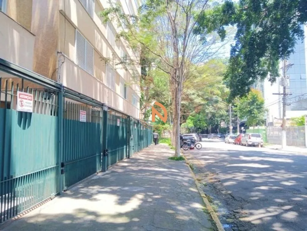 Apartamento à venda com 3 quartos, 160m² - Foto 13