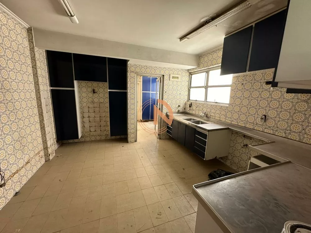 Apartamento à venda com 3 quartos, 247m² - Foto 8