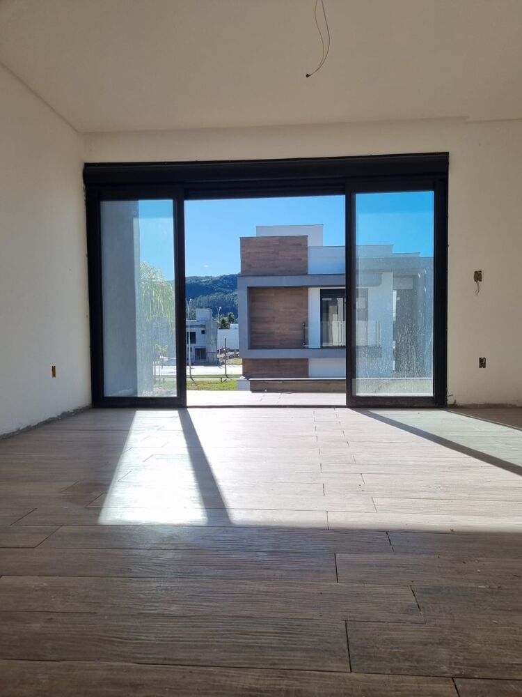 Casa à venda com 3 quartos, 203m² - Foto 9