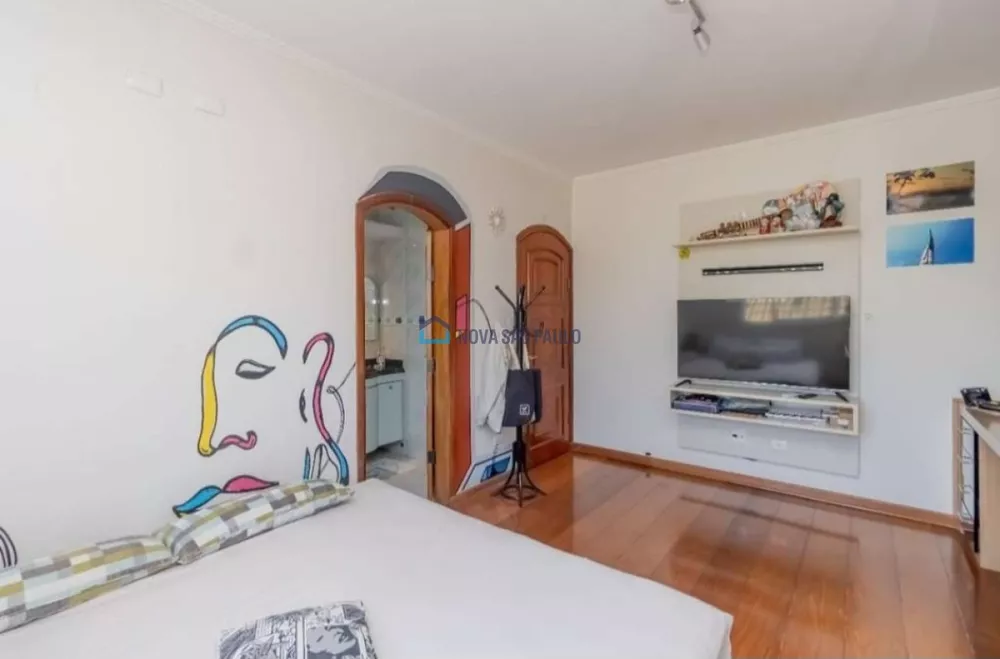 Casa à venda com 4 quartos, 560m² - Foto 8