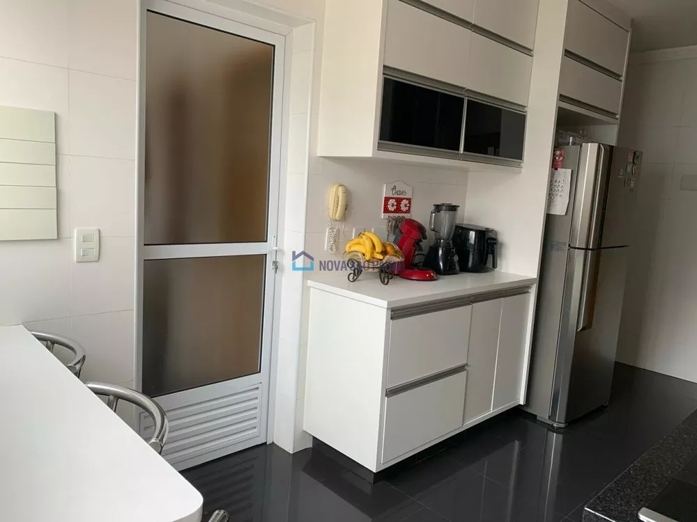 Apartamento à venda com 3 quartos, 115m² - Foto 9