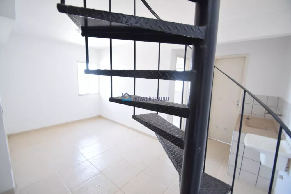 Apartamento para alugar com 2 quartos, 147m² - Foto 3