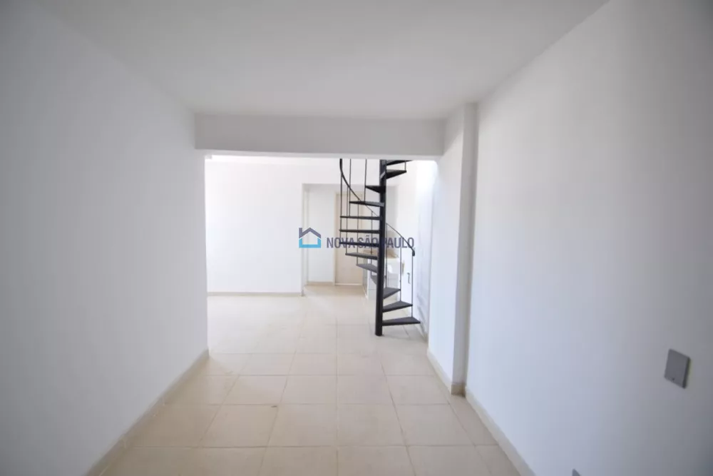 Apartamento para alugar com 2 quartos, 147m² - Foto 2