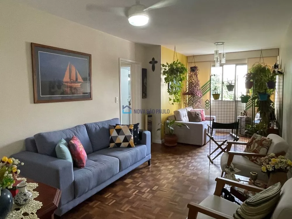 Apartamento à venda com 2 quartos, 96m² - Foto 1