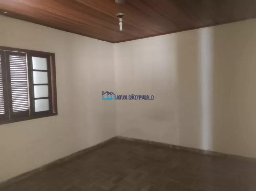 Casa à venda com 2 quartos, 100m² - Foto 1