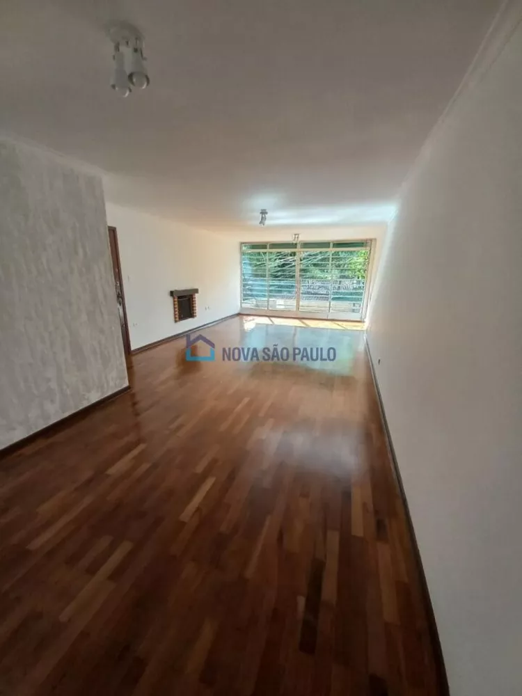 Casa para alugar com 3 quartos, 210m² - Foto 3