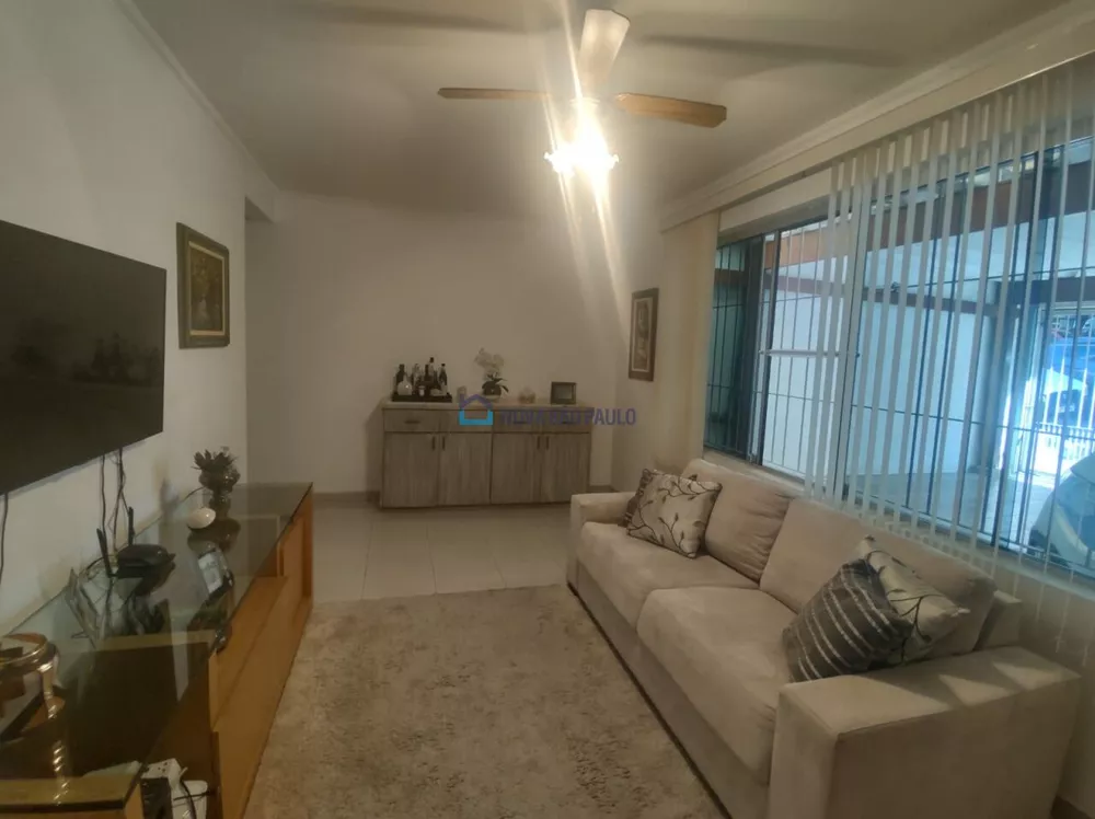 Casa à venda com 5 quartos, 220m² - Foto 2