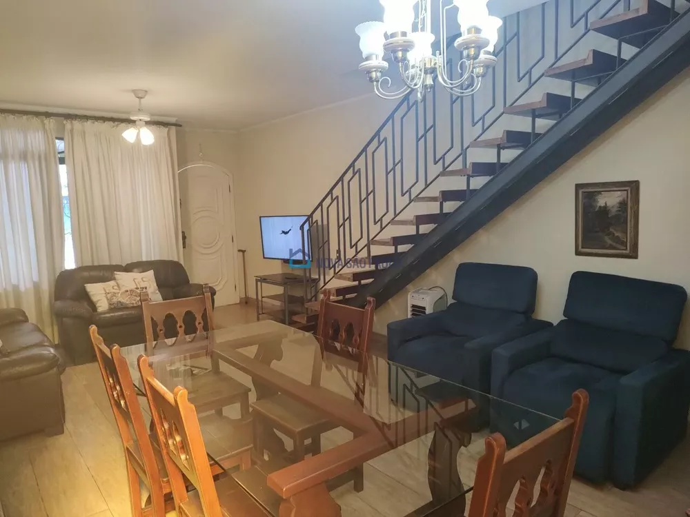 Casa à venda com 3 quartos, 150m² - Foto 2