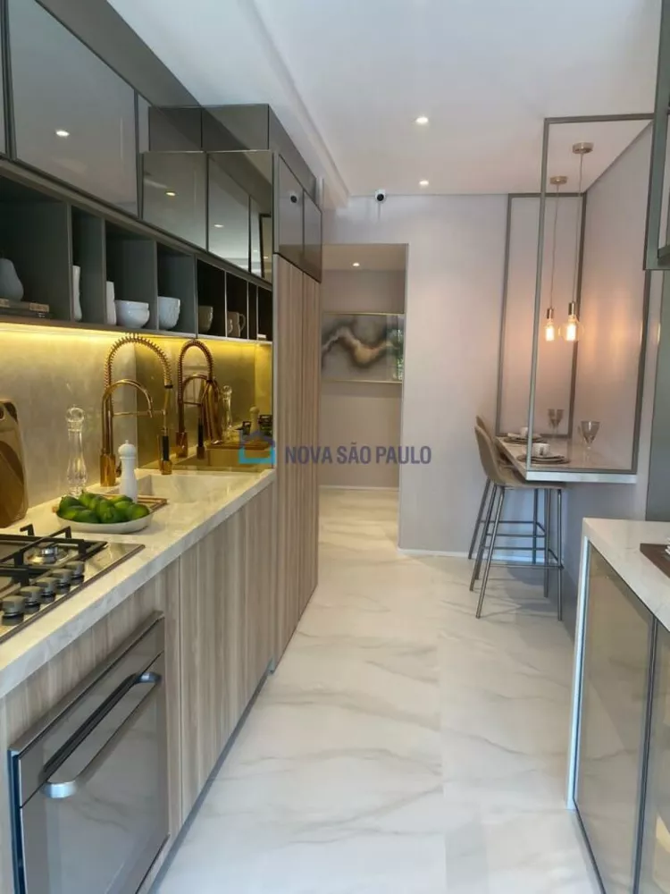 Apartamento à venda com 3 quartos, 136m² - Foto 4