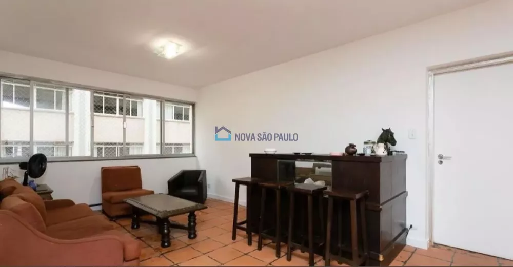 Apartamento à venda com 3 quartos, 122m² - Foto 2