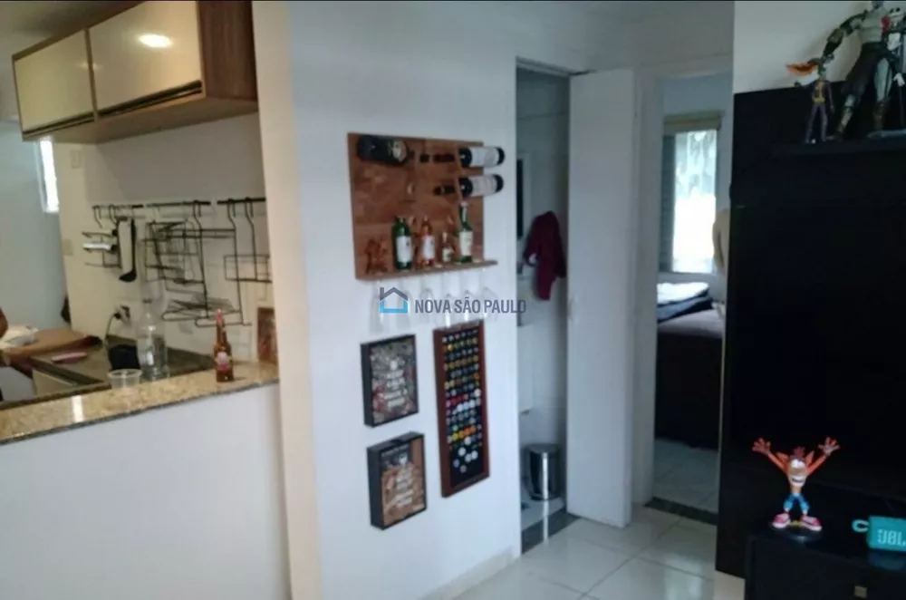 Apartamento à venda com 2 quartos, 50m² - Foto 2