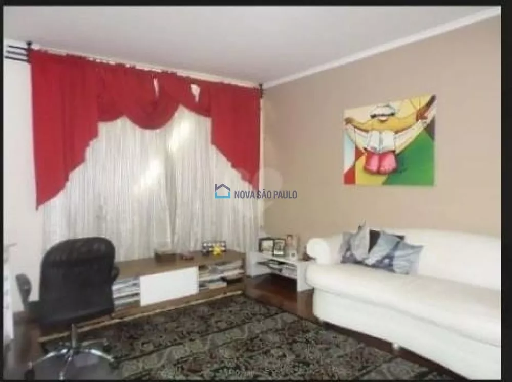 Casa à venda com 4 quartos, 360m² - Foto 1