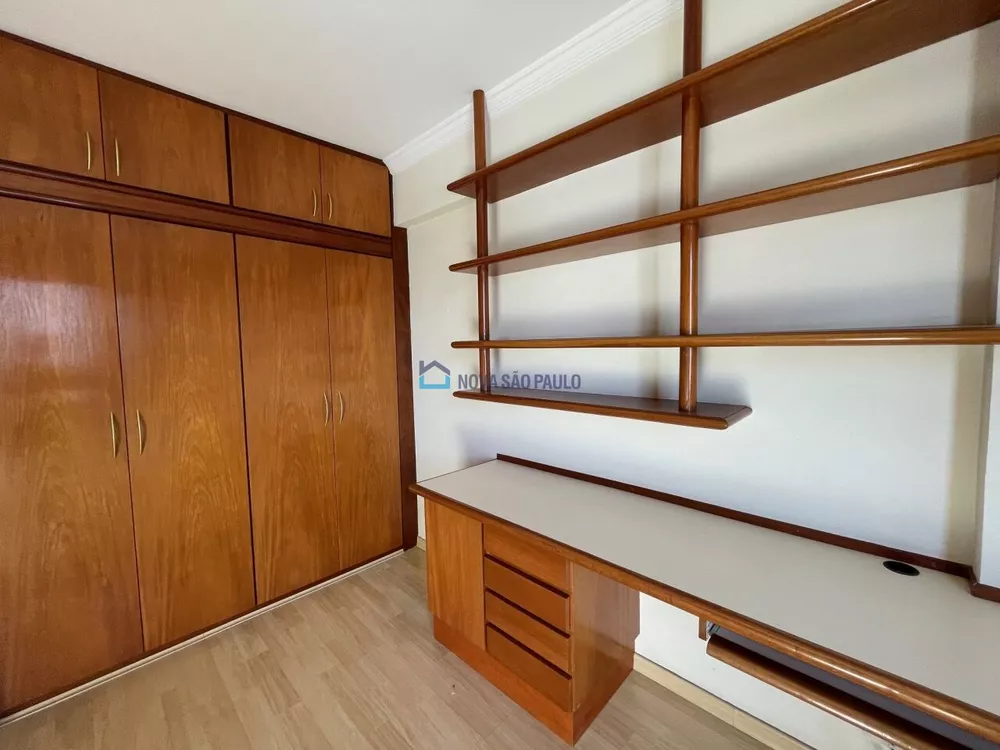 Apartamento à venda com 2 quartos, 68m² - Foto 4