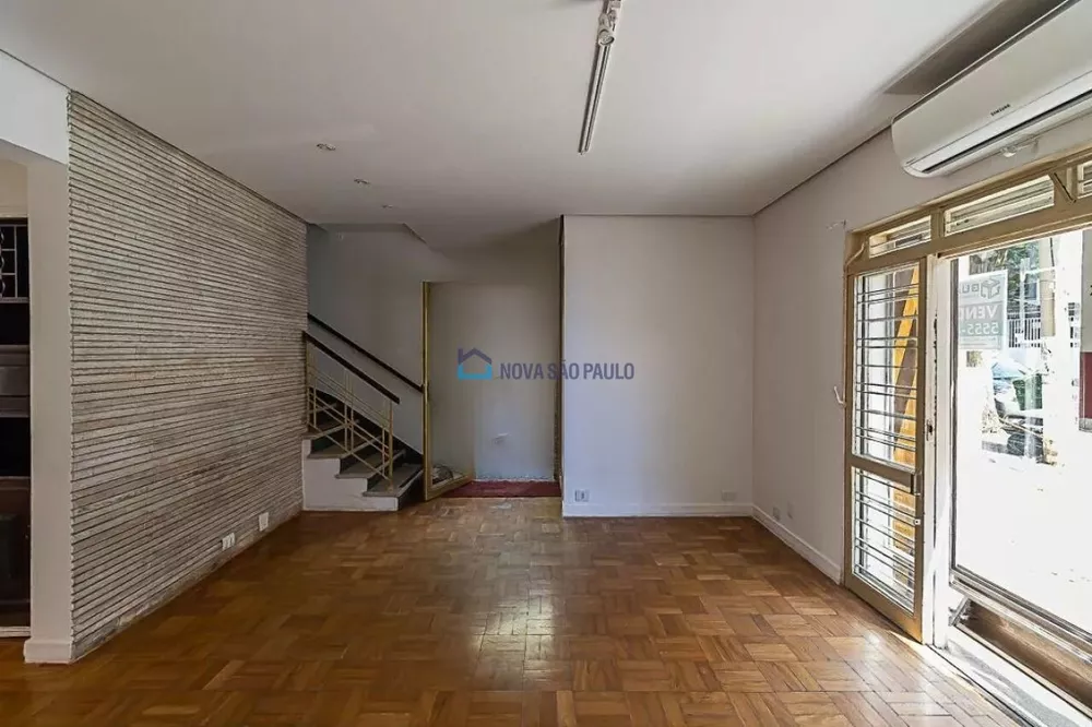 Casa Comercial à venda, 225m² - Foto 1