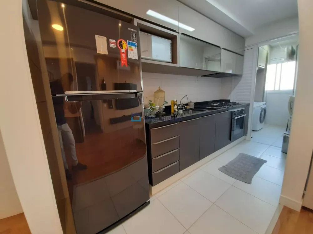 Apartamento à venda com 2 quartos, 76m² - Foto 4