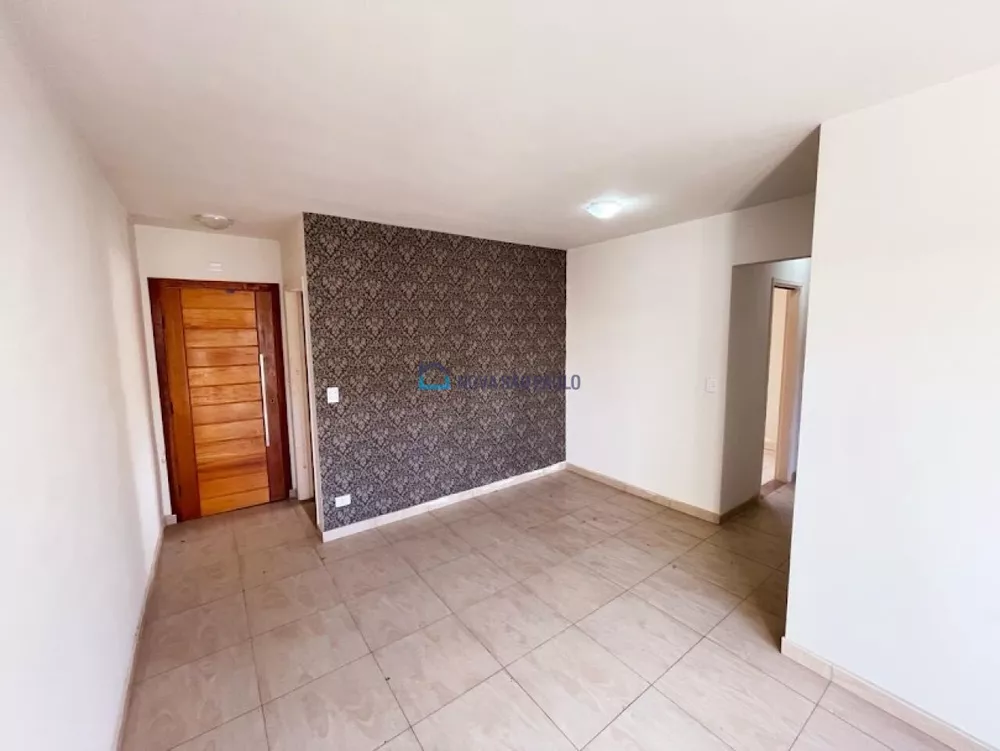 Apartamento à venda com 3 quartos, 63m² - Foto 2