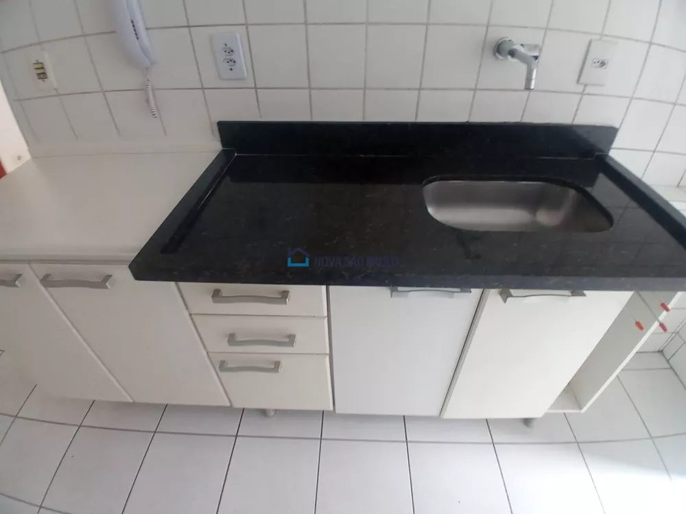 Apartamento à venda com 3 quartos, 60m² - Foto 4