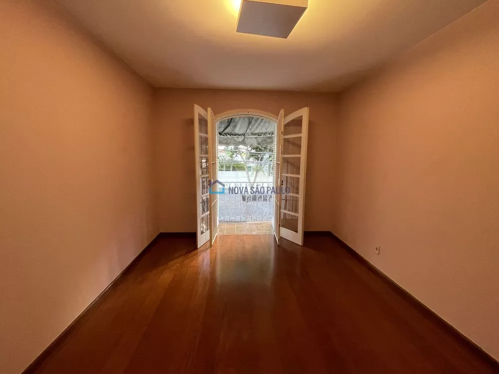 Casa à venda com 3 quartos, 260m² - Foto 16