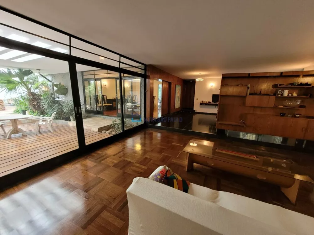 Casa à venda com 4 quartos, 662m² - Foto 2