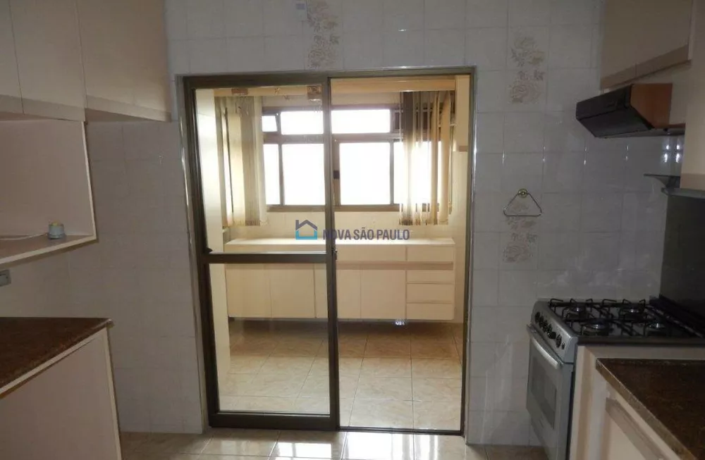 Apartamento à venda com 3 quartos, 129m² - Foto 8