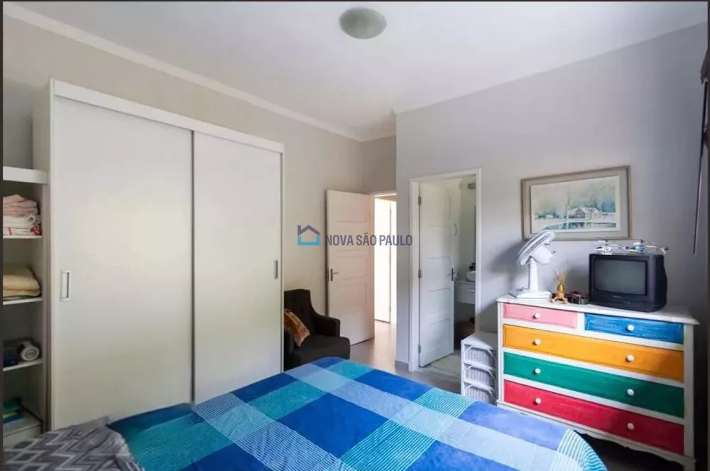 Casa à venda com 3 quartos, 200m² - Foto 3