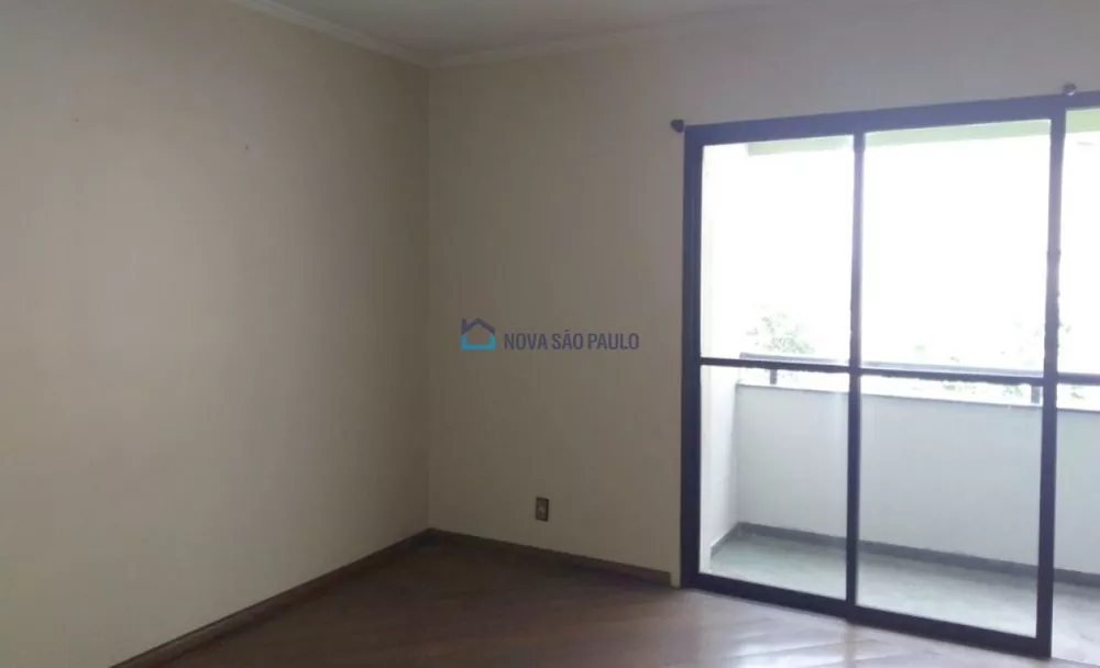 Apartamento à venda com 3 quartos, 103m² - Foto 2