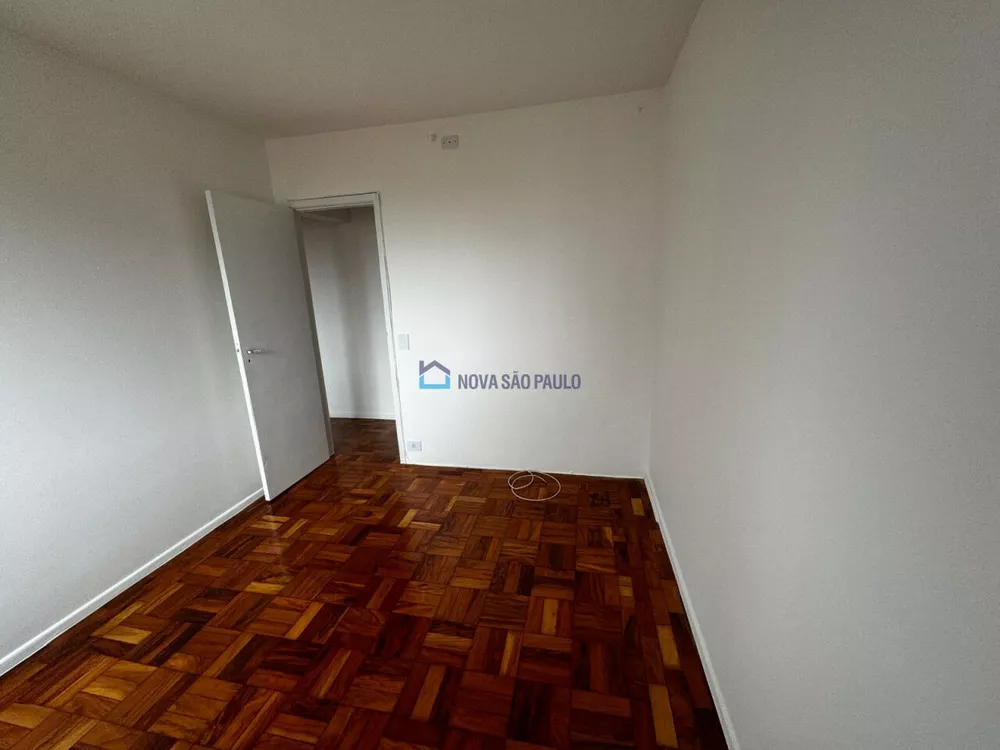 Apartamento à venda com 2 quartos, 68m² - Foto 2