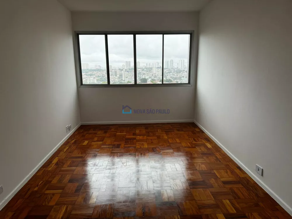 Apartamento à venda com 2 quartos, 68m² - Foto 1