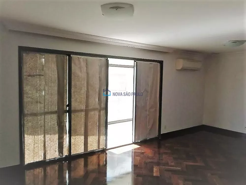 Apartamento à venda com 3 quartos, 170m² - Foto 6