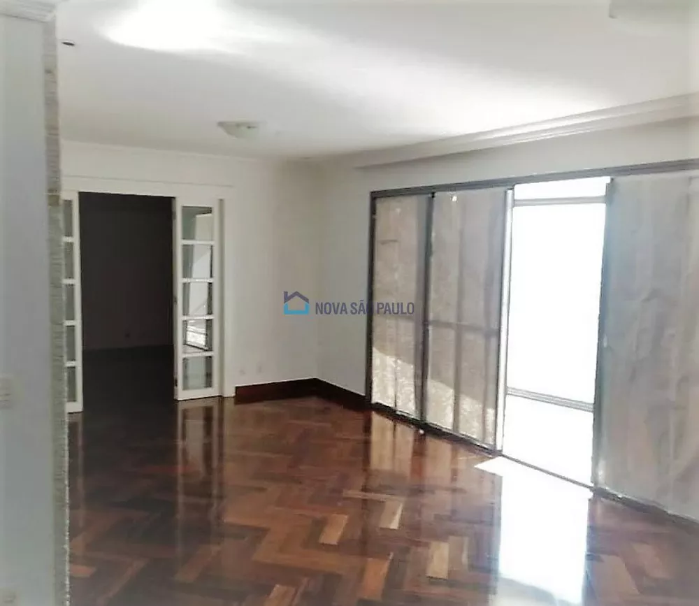 Apartamento à venda com 3 quartos, 170m² - Foto 8